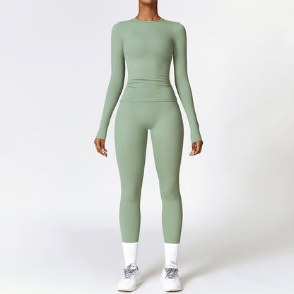 Tight-Fitting Yoga Set