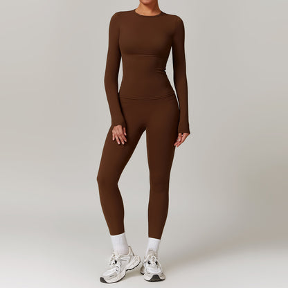Tight-Fitting Yoga Set