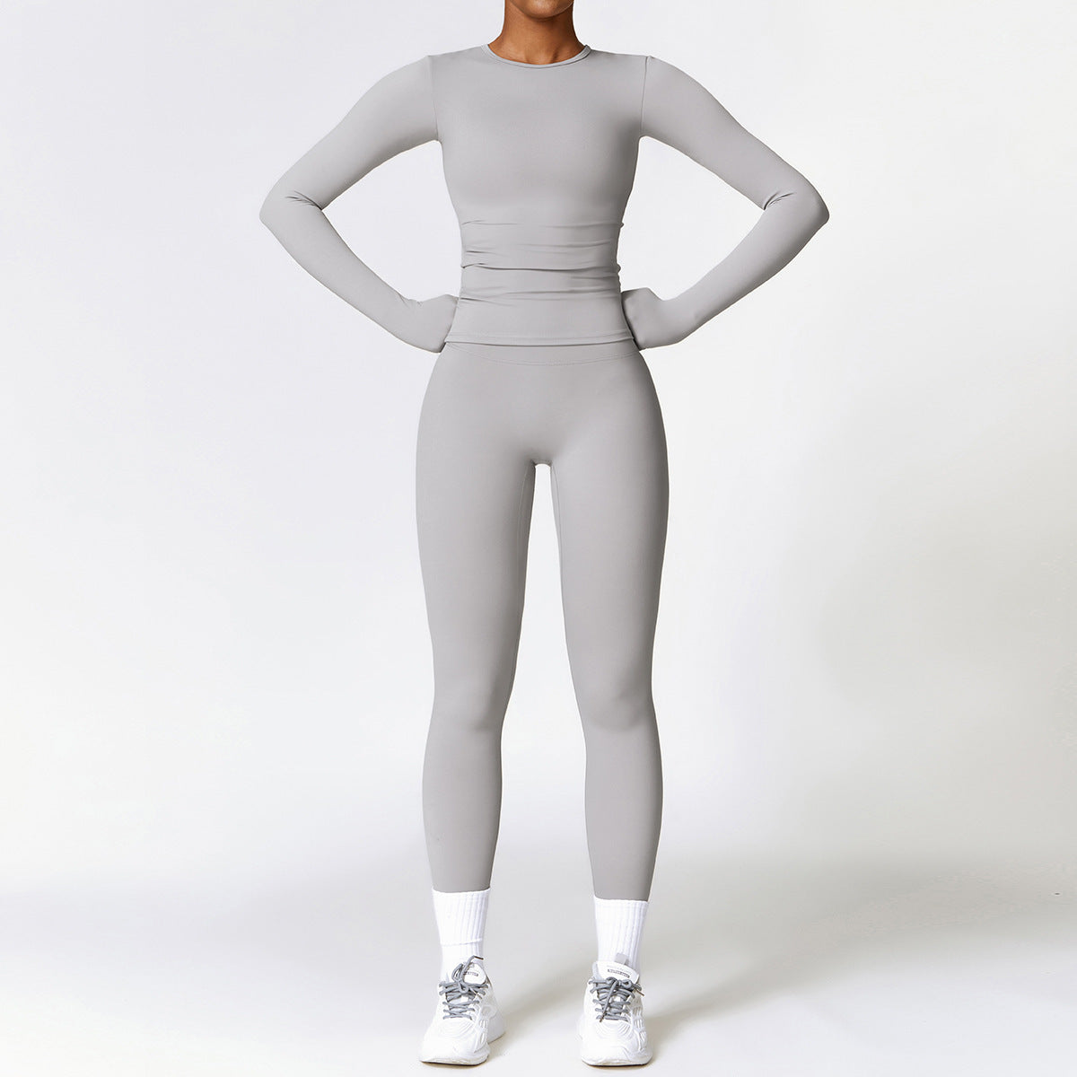Tight-Fitting Yoga Set